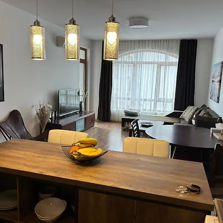 Apartment In Pomorie Mit Garten Und Gemeinsamem Pool